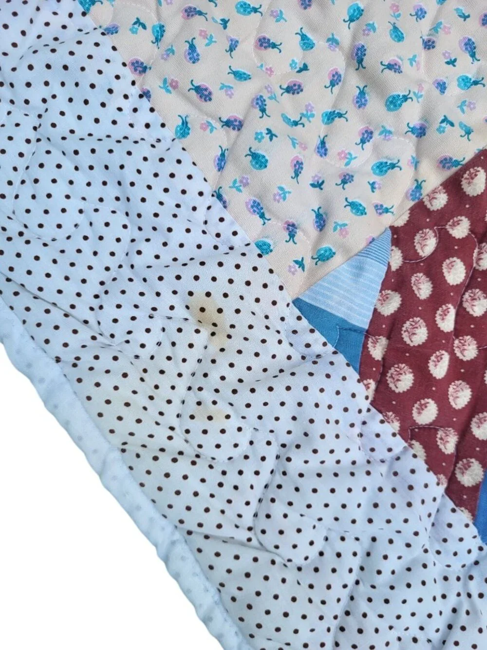 Vintage Handmade Patchwork Quilt with Floral & Geometric Patterns Twin Size